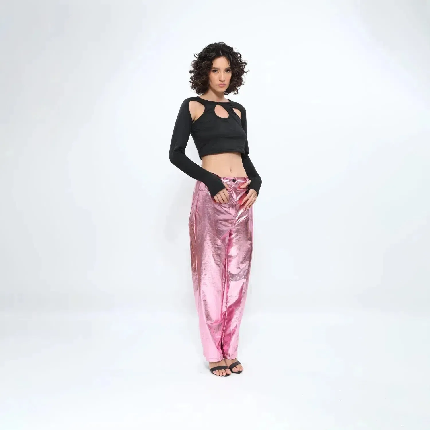 Aquira – Metallic pastel hues – Satin trousers