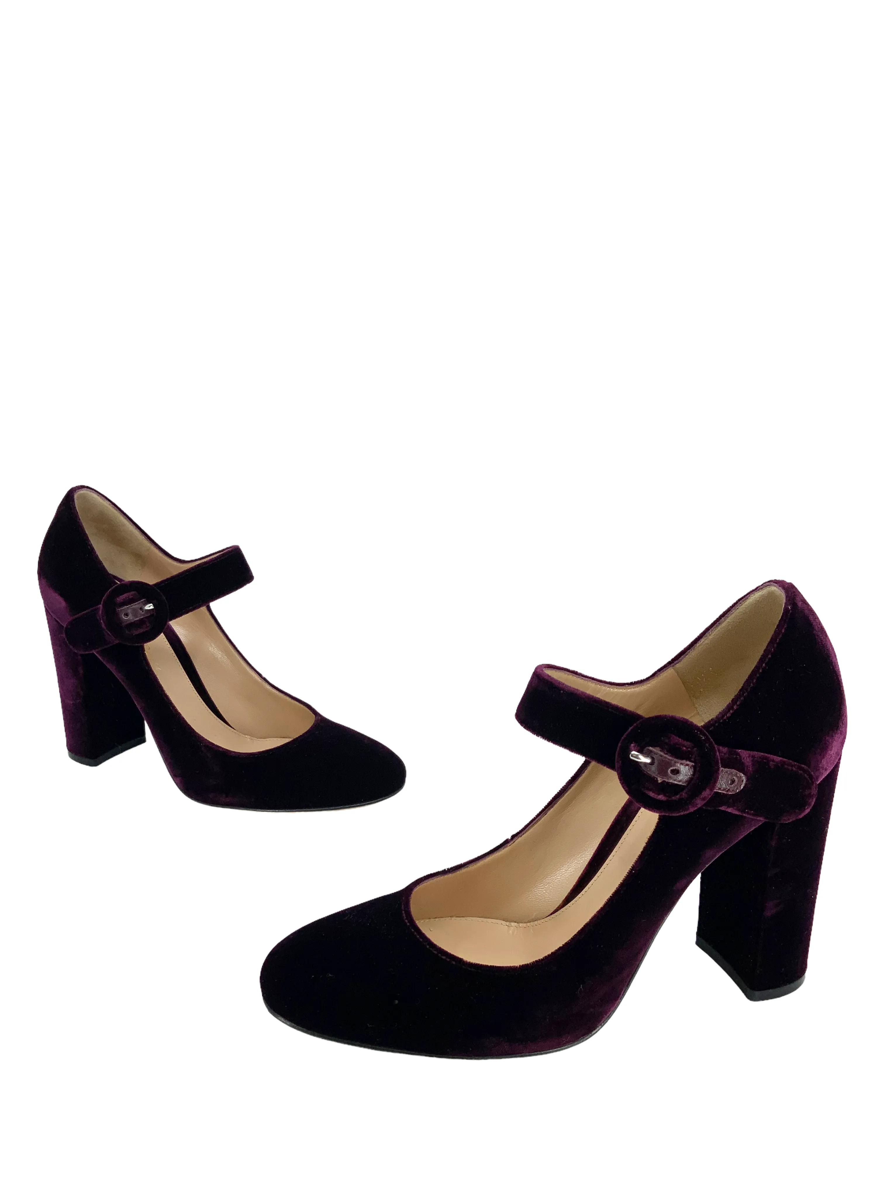 Gianvito Rossi Lorraine Velvet Pumps Size 8