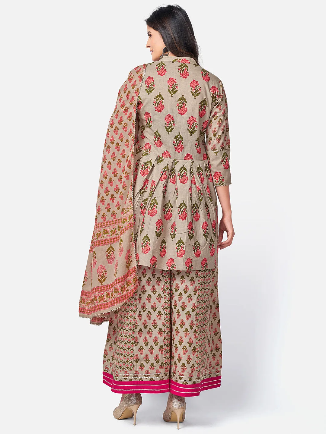 Women'S Floral Print & Sequence Work Round Flared Cotton Light Grey Kurta Pant With Dupatta